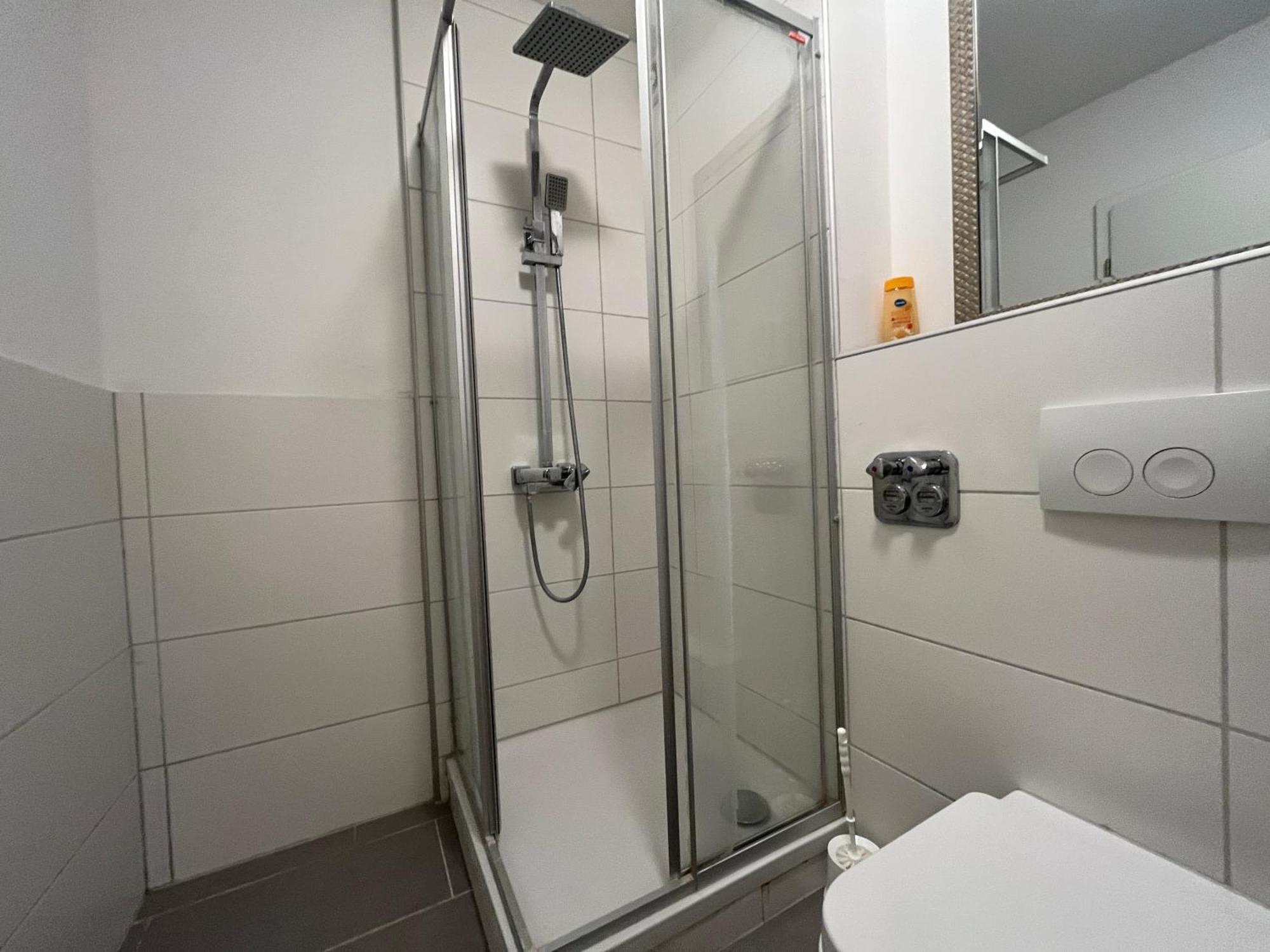 Simplex Apartments Am Europaplatz Карлсруэ Номер фото
