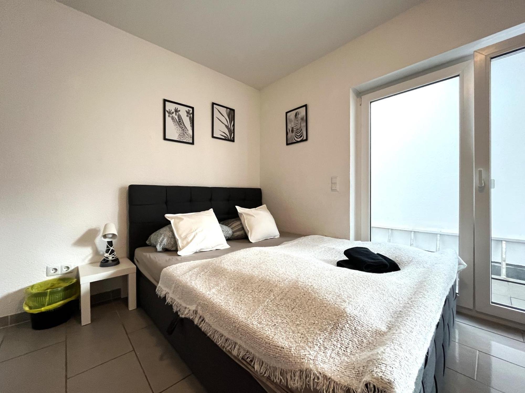 Simplex Apartments Am Europaplatz Карлсруэ Номер фото